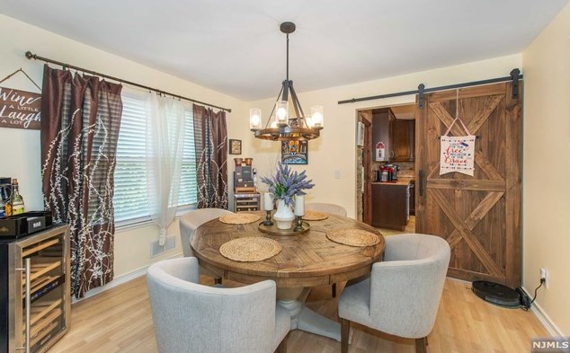 6 Ogden Ter, Kinnelon NJ 07405-1112 exterior