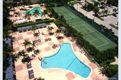 19370 Collins Av Seasonal #923, Sunny Isles Beach, FL 33160 - Photo 32