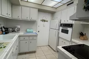 3505 S Ocean Dr, Hollywood, FL 33019 - Photo 2