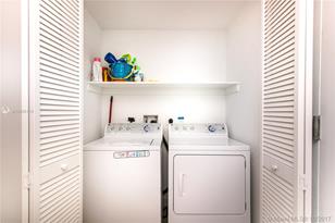 2600 E Hallandale Beach Blvd, Hallandale Beach, FL 33009 - Photo 32