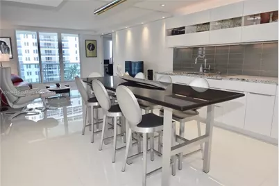 2301 Collins Ave #815/814, Miami Beach, FL 33139 - Photo 6