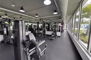 100 Lincoln Rd, Miami Beach, FL 33139 - Photo 50