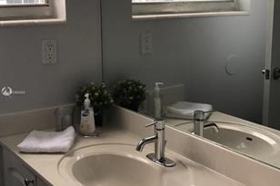 3801 S Ocean Dr, Hollywood, FL 33019 - Photo 10