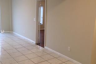 4164 Inverrary Dr, Lauderhill, FL 33319 - Photo 22