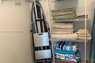 19701 E Country Club Dr, Aventura, FL 33180 - Photo 30