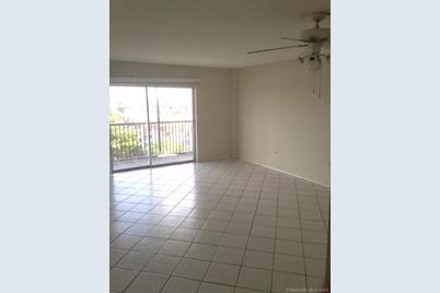 4174 Inverrary Dr #911, Lauderhill, FL 33319 - Photo 14