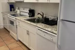 100 Lincoln Rd, Miami Beach, FL 33139 - Photo 6