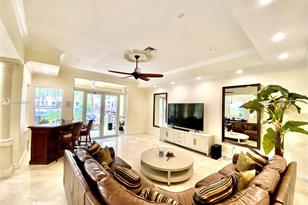 [Address not provided], Hollywood, FL 33019 - Photo 12