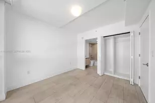 13800 Highland Dr, North Miami Beach, FL 33181 - Photo 14