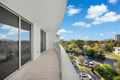 13800 Highland Dr #504, North Miami Beach, FL 33181 - Photo 24