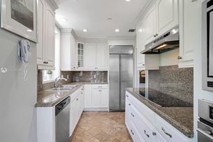 19126 Fisher Island Dr, Miami Beach, FL 33109 - Photo 10