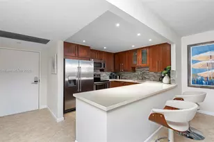 2301 Collins Ave, Miami Beach, FL 33139 - Photo 10