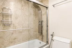 100 Lincoln Rd, Miami Beach, FL 33139 - Photo 10