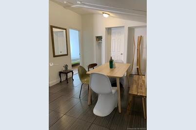68 NW 45th St, Miami, FL 33127 - Photo 12