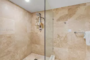 102 24th St, Miami Beach, FL 33139 - Photo 32