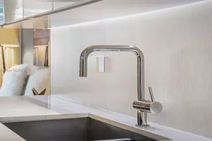 102 24th St, Miami Beach, FL 33139 - Photo 16