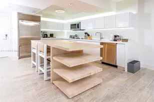 102 24th St, Miami Beach, FL 33139 - Photo 4