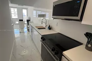 100 Lincoln Rd, Miami Beach, FL 33139 - Photo 8