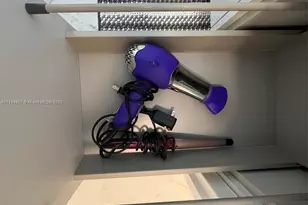 100 Lincoln Rd, Miami Beach, FL 33139 - Photo 20