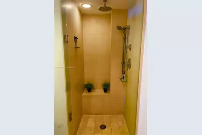 6801 Collins Ave #C1115, Miami Beach, FL 33141 - Photo 42