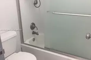 100 Lincoln Rd, Miami Beach, FL 33139 - Photo 12