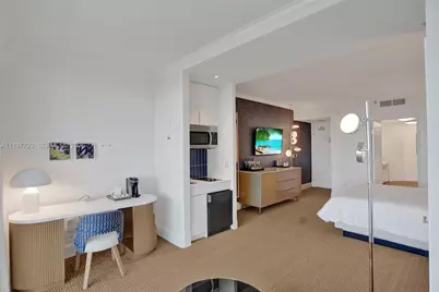 4401 Collins Ave #1117, Miami Beach, FL 33140 - Photo 18