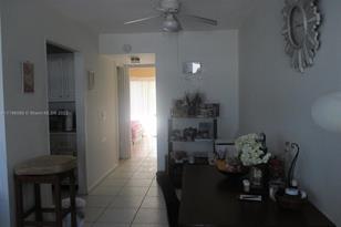 95 Kent F, West Palm Beach, FL 33417 - Photo 4