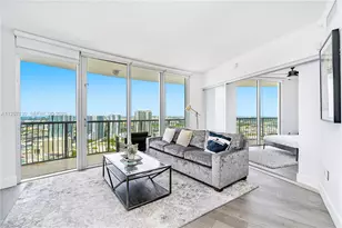 1750 N Bayshore Dr, Miami, FL 33132 - Photo 2