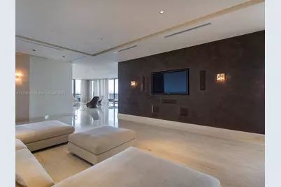 800 S Pointe Dr #1204, Miami Beach, FL 33139 - Photo 14