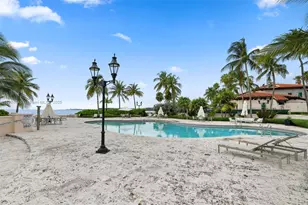 19126 Fisher Island Dr, Miami Beach, FL 33109 - Photo 44