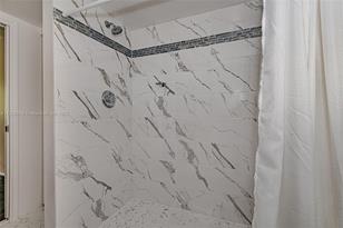 3041 N Oakland Forest Dr, Oakland Park, FL 33309 - Photo 20