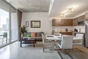 151 SE 1st St, Miami, FL 33131 - Photo 2