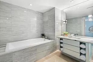 2201 Collins Ave, Miami Beach, FL 33139 - Photo 26