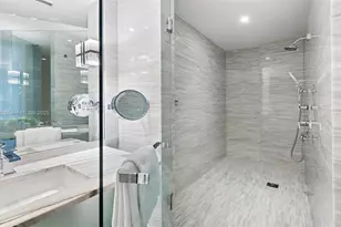 2201 Collins Ave, Miami Beach, FL 33139 - Photo 30