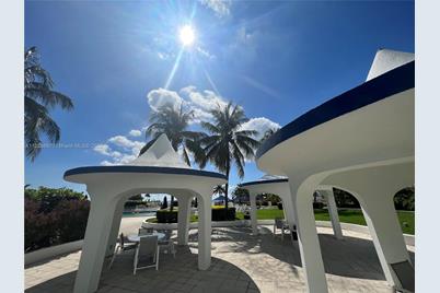 5161 Collins Ave #1711, Miami Beach, FL 33140 - Photo 22