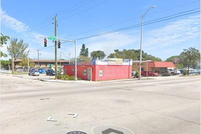 2467 NW 62nd St, Miami, FL 33147 - Photo 2