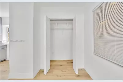 782 E 37th St, Hialeah, FL 33013 - Photo 8