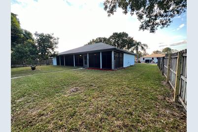 1921 SW Hickock Ter, Port Saint Lucie, FL 34953 - Photo 58