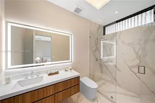 2950 NE 164th St, North Miami Beach, FL 33160 - Photo 58