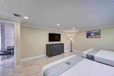 1109 Hollywood Blvd, Hollywood, FL 33019 - Photo 16