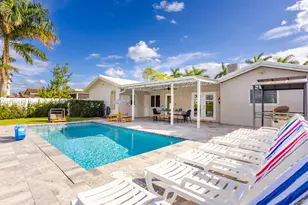 833 Washington St, Hollywood, FL 33019 - Photo 1