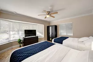 825 Harrison St, Hollywood, FL 33019 - Photo 14