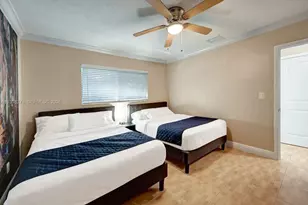 825 Harrison St, Hollywood, FL 33019 - Photo 18