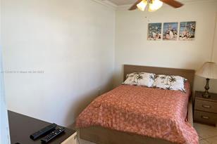 [Address not provided], Hollywood, FL 33019 - Photo 8