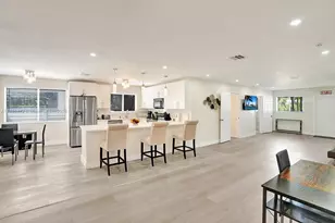 1018 Adams St, Hollywood, FL 33019 - Photo 10