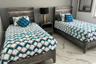 3725 S Ocean Dr, Hollywood, FL 33019 - Photo 20