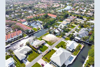 2400 Edward Rd, Palm Beach Gardens, FL 33410 - Photo 22