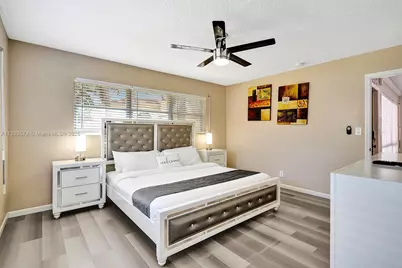 947 Washington St, Hollywood, FL 33019 - Photo 30