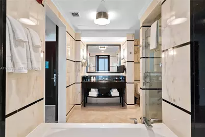 4391 Collins Ave #1911/1909/1910/1912, Miami Beach, FL 33140 - Photo 20