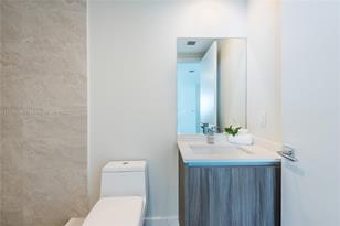 488 NE 18th St, Miami, FL 33132 - Photo 28